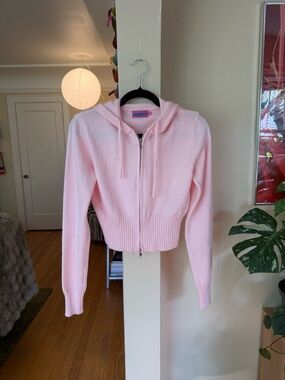 NWOT Pink Fuzzy Edikted Cropped Cardigan
